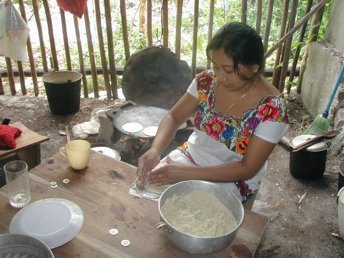 amasar tortillas caseras